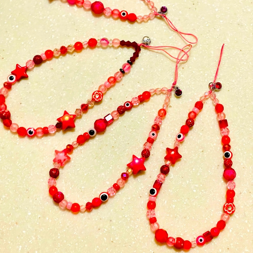 Phone String!! ❤️💕 Red Theme!